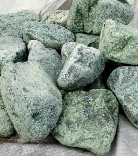 Камень жадеит и его свойства