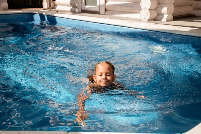Водные процедуры в бане и сауне